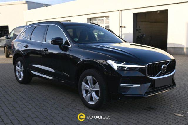 VOLVO XC60 B4 (d) Geartronic Momentum Pro