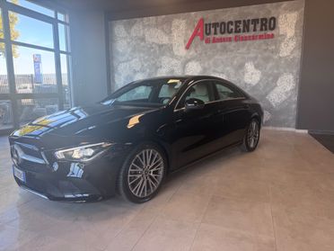 MERCEDES CLA 180CDI KM 42.000 SEDAN AT8 SPORT