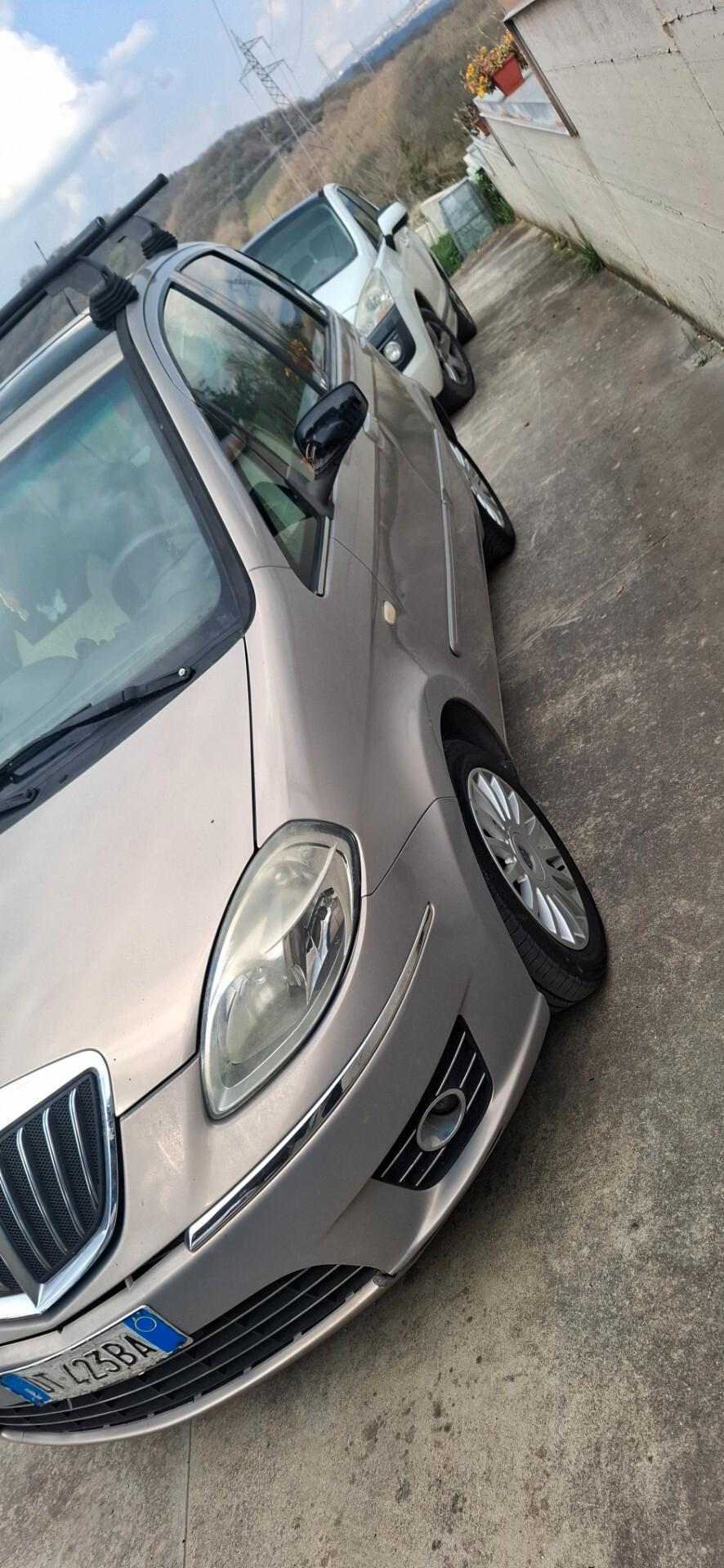 Lancia MUSA 1.6 Multijet Oro Plus