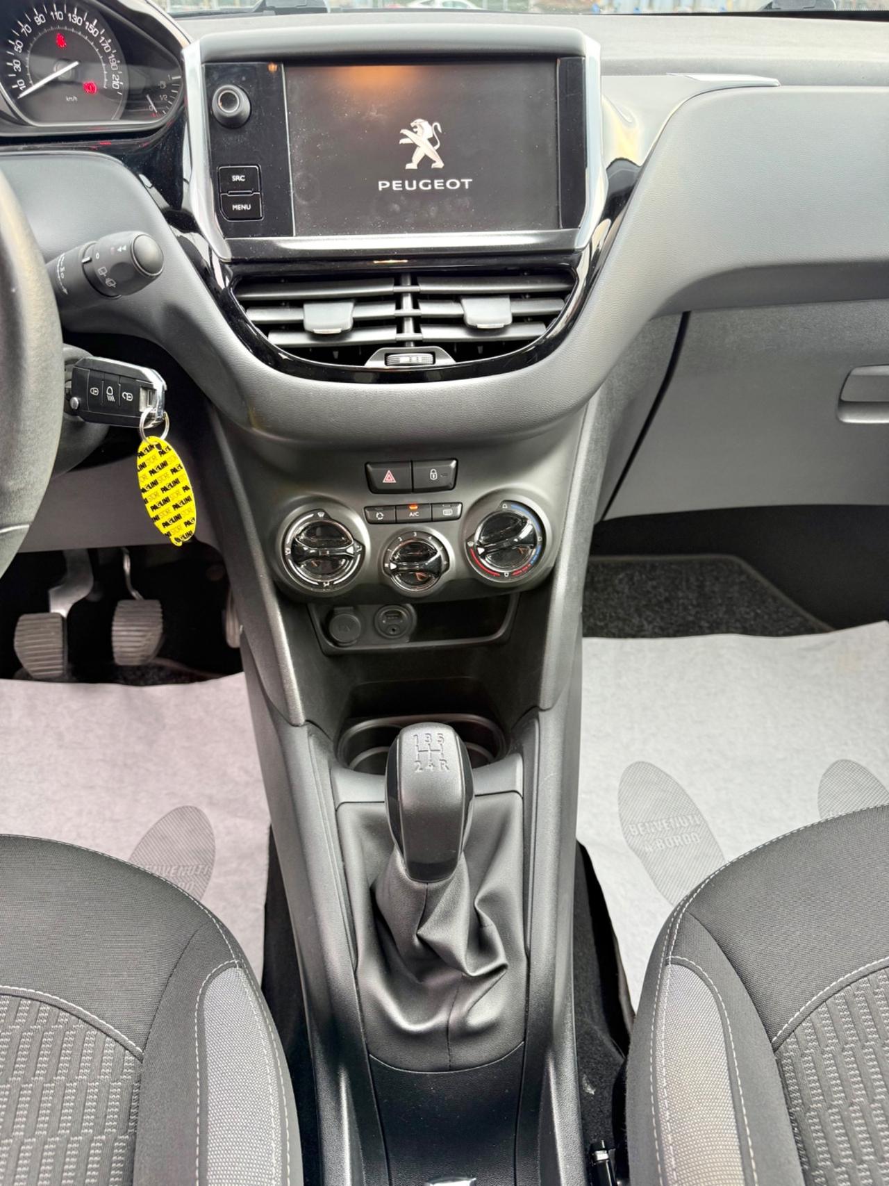 Peugeot 208 PureTech 82Cv 5P*Cerchi*Internet Connect