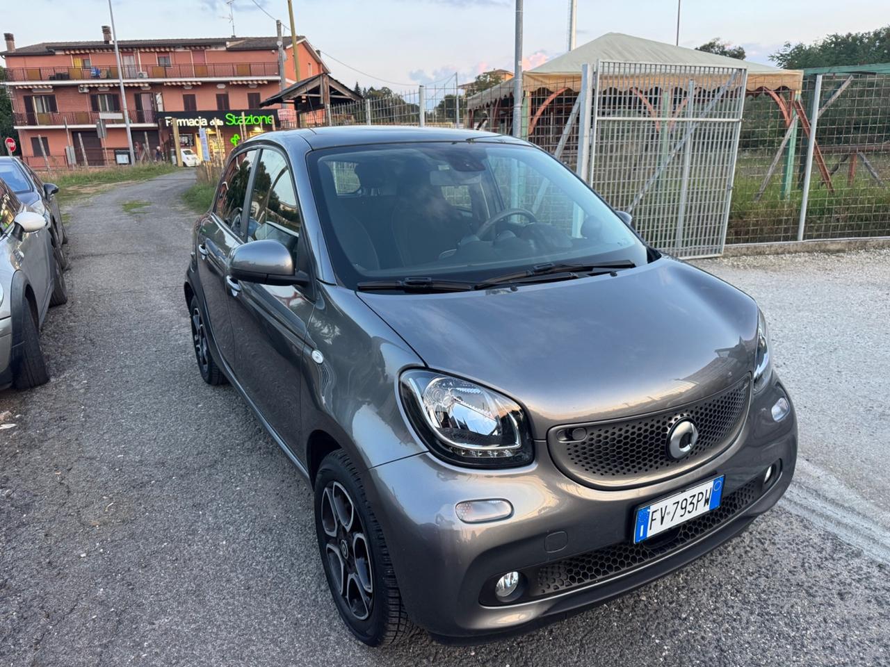 Smart ForFour 70 1.0 twinamic Nightsilver