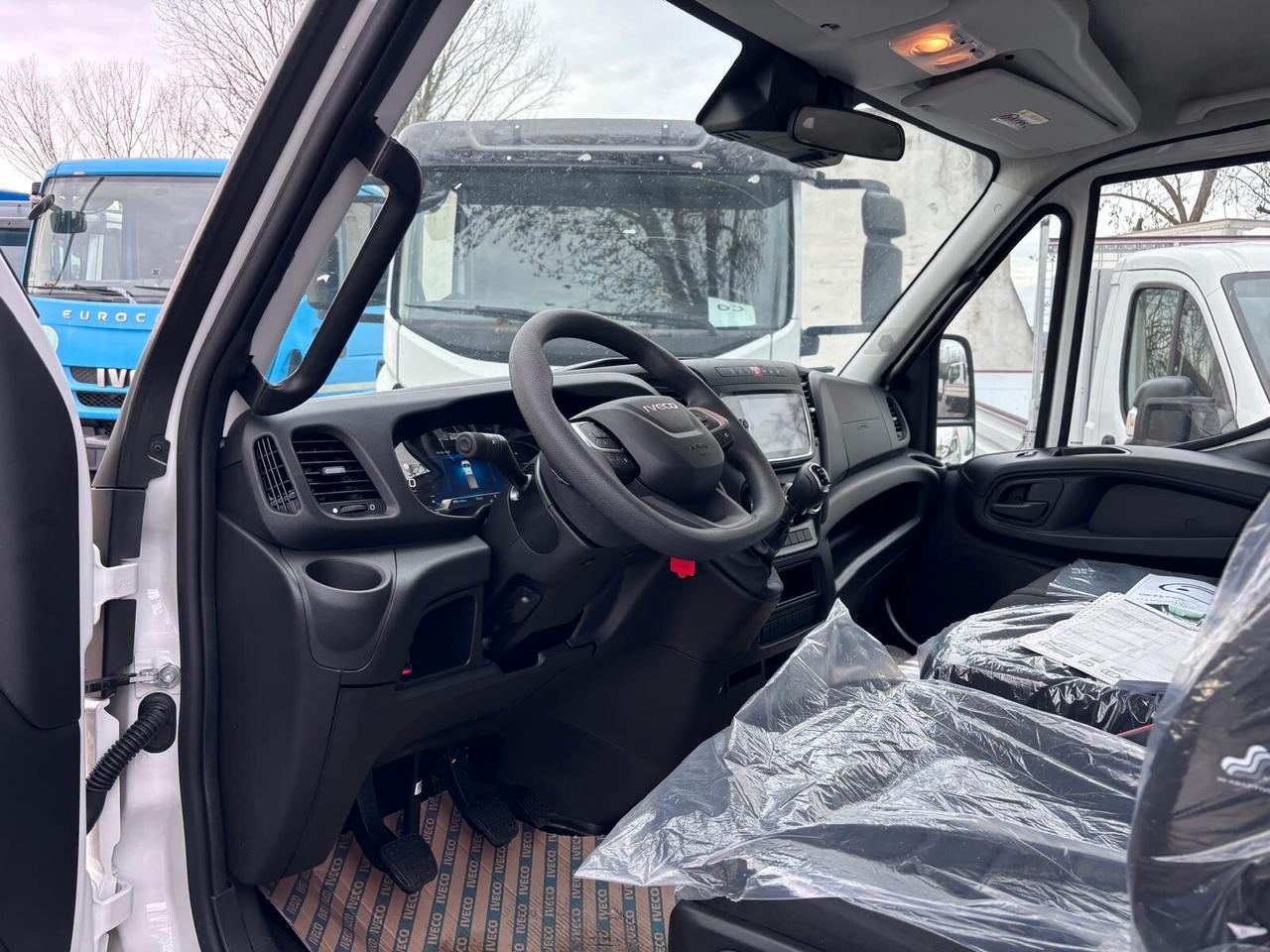 Iveco daily 35C160 motore 3000 doppia cabina modello 2025