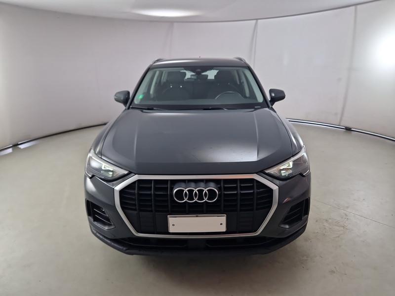 AUDI Q3 35 TDI S tronic Business