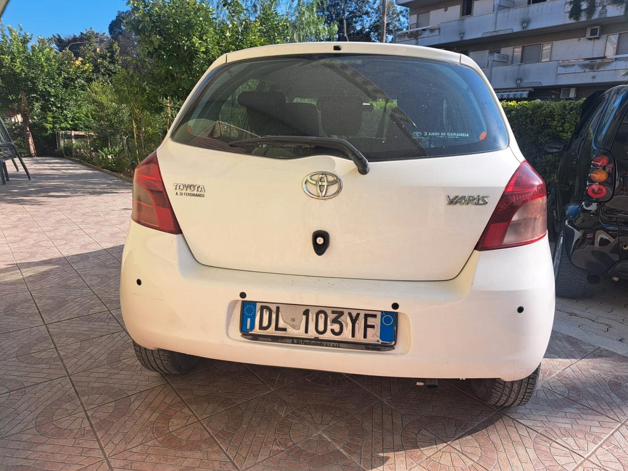 Toyota Yaris 1.0 5 porte