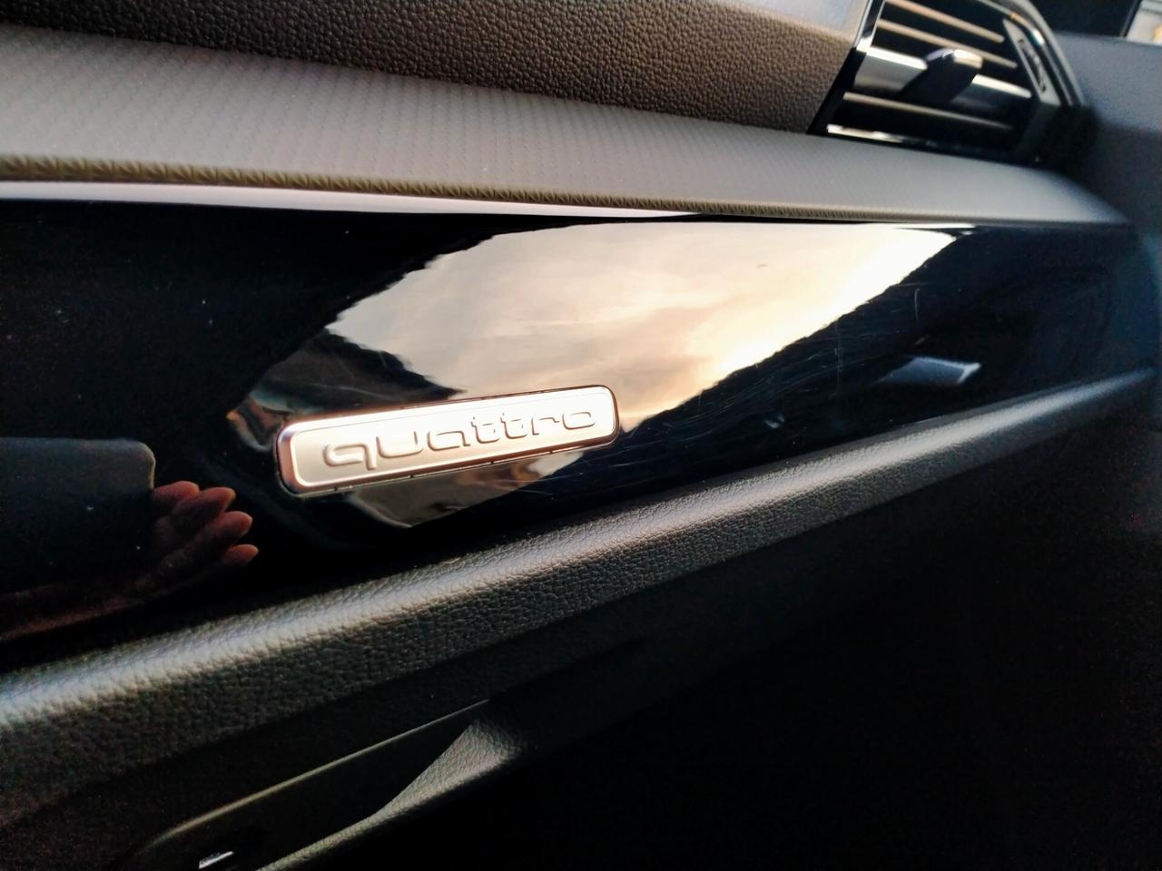 AUDI Q3 SPORTBACK 35 2.0TDI 150CV "QUATTRO" S.TRONIC PACK BLACK LINE / BLACK RINGS