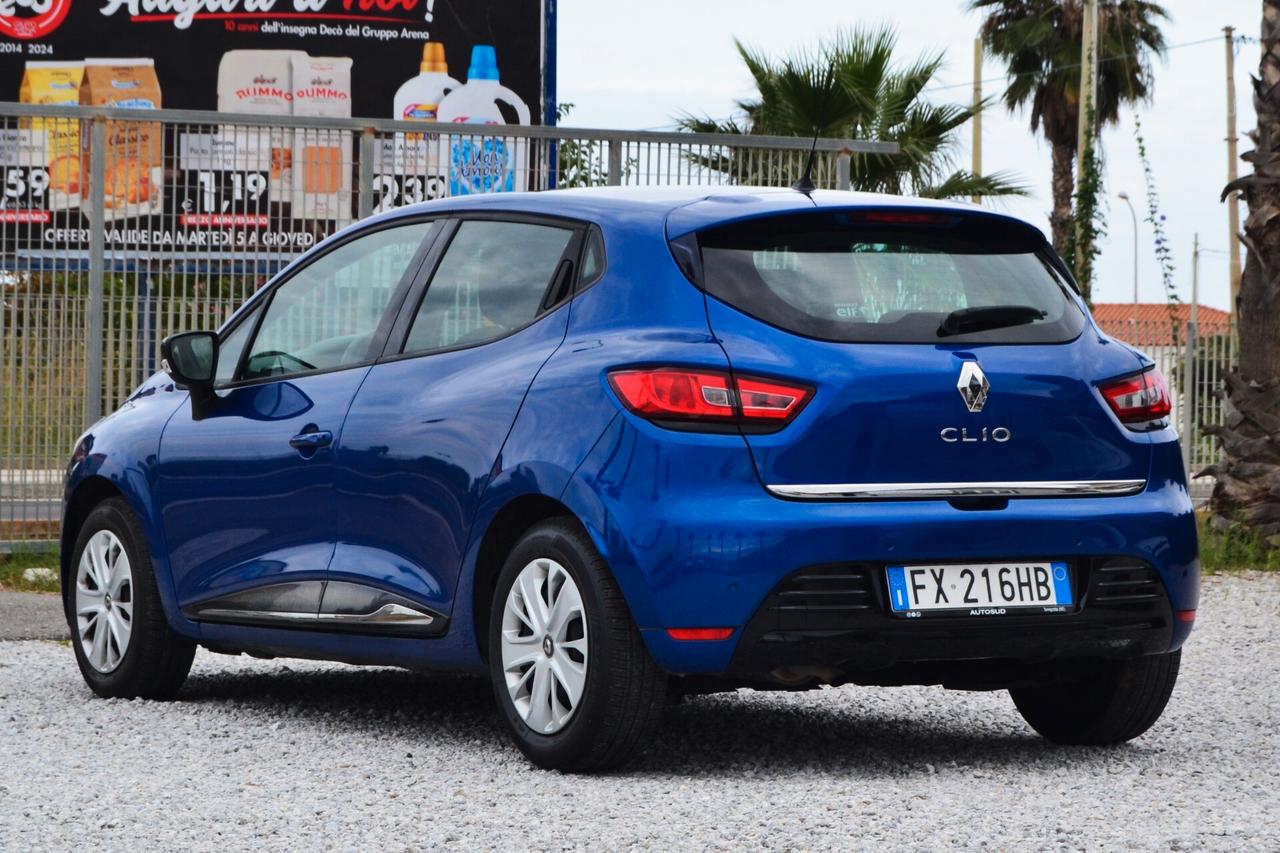 Renault Clio TCe 12V 90 CV 5 porte Moschino Life