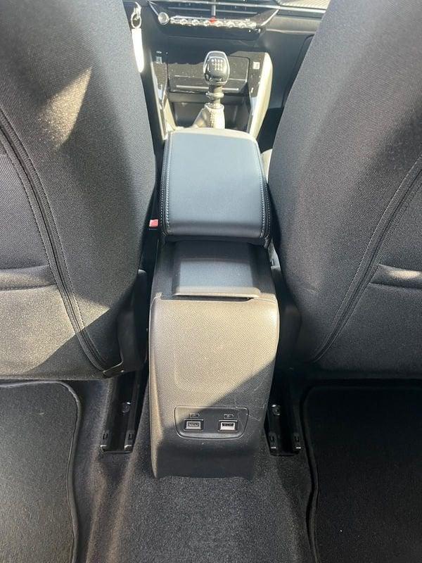 Peugeot 2008 2008 PureTech 100 S&S Allure