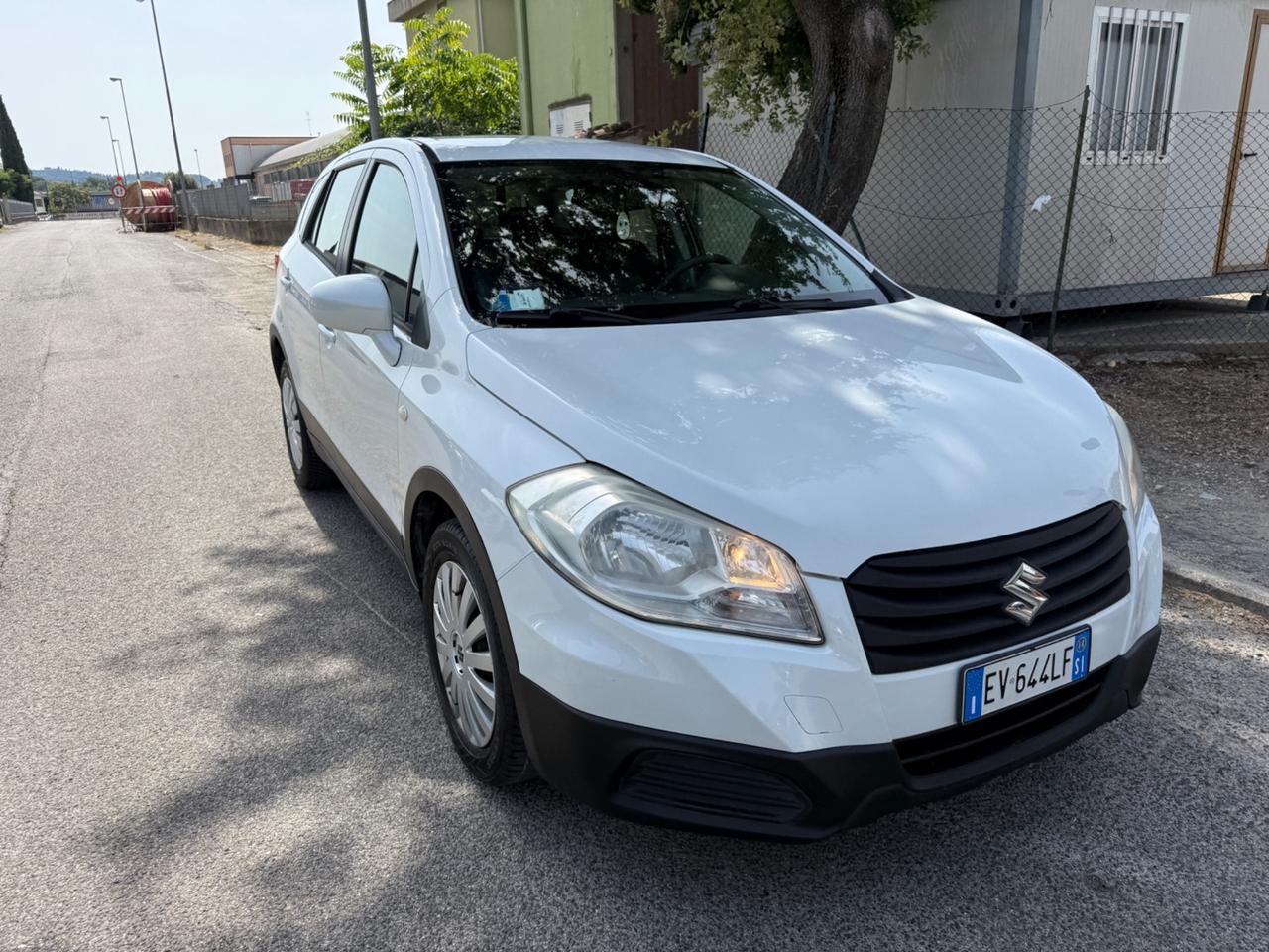 Suzuki S-Cross 1.6 DDiS Top