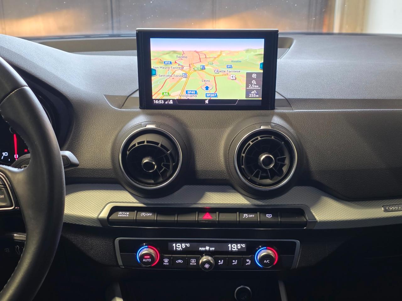 Audi Q2 35 TFSI S tronic Admired