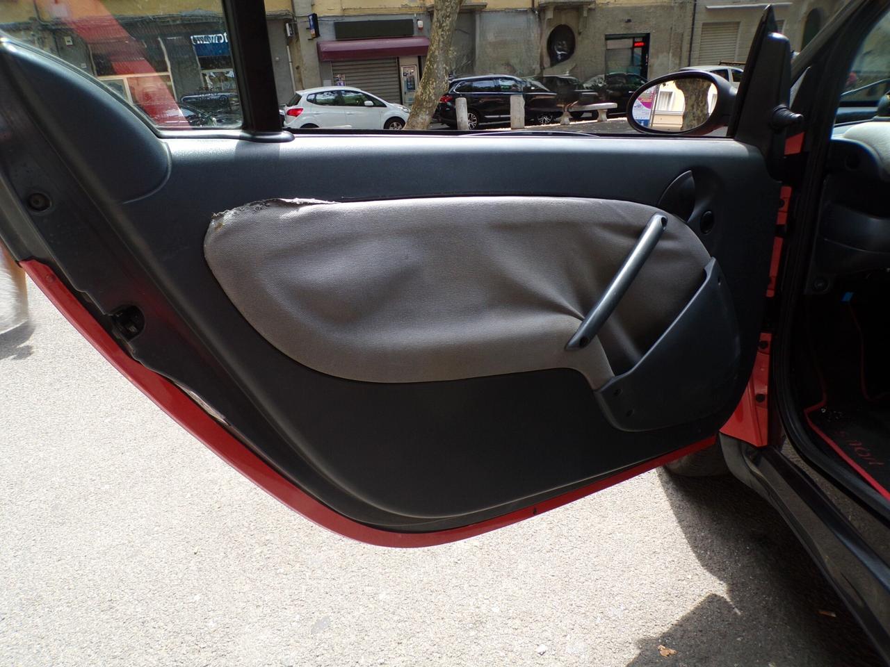AUTO SMART FOURTWO COUPE' PASSION 55CV DEL 2003 MOTORE REVISIONATO