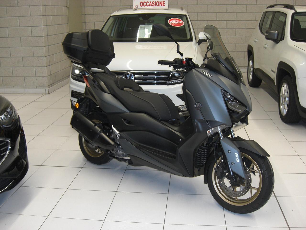 Yamaha X-Max 300 tech max