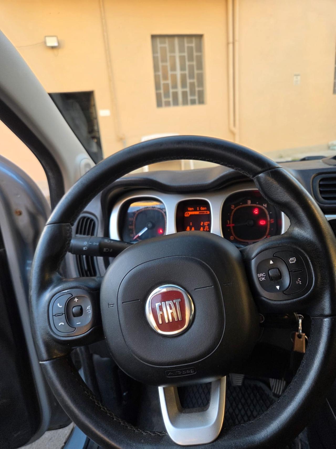 Fiat Panda Cross 1.3 MJT 95 CV S&S 4x4 perfetta unico proprietario garanzia 12 mesi