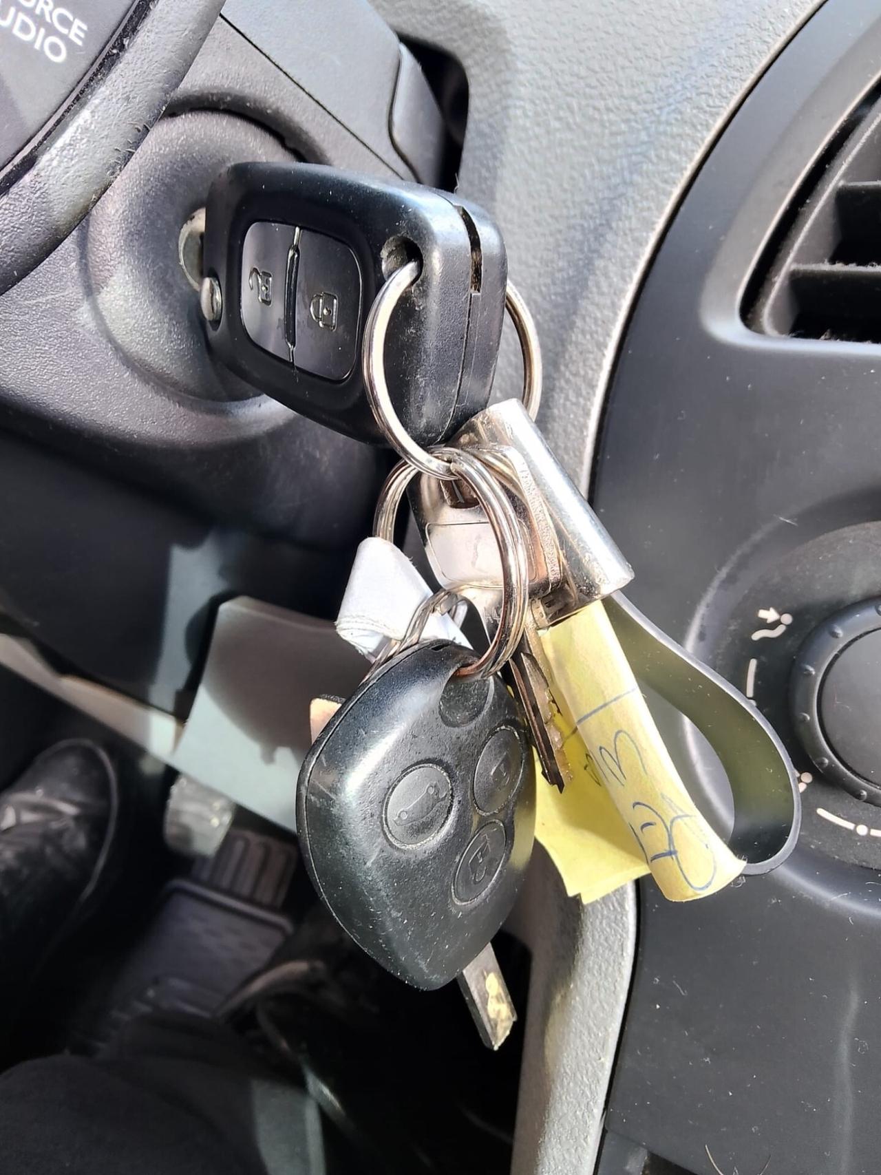 Renault Modus 1.2 16V benzina anno 2012