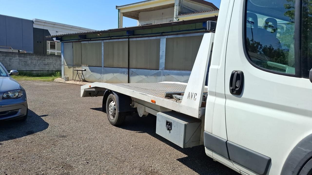 Fiat Ducato 35 2.3 MJT CARROATTREZI Patente B