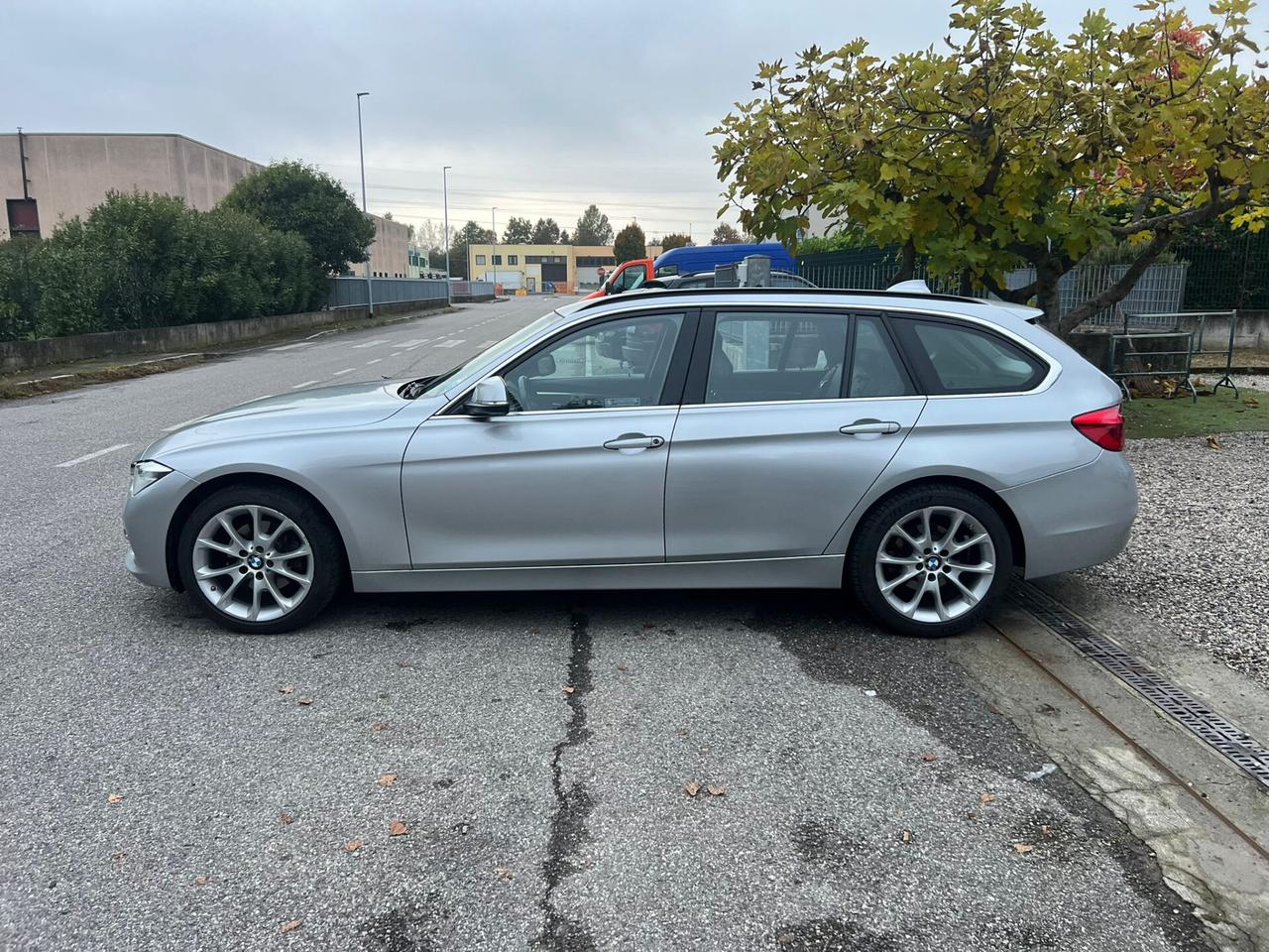 Bmw 320 320d Touring Luxury