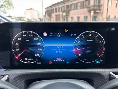 Mercedes-Benz A 180 Automatic AMG Line Advanced Plus LED-NAVI-18"