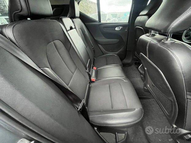 VOLVO XC40 D3 Business