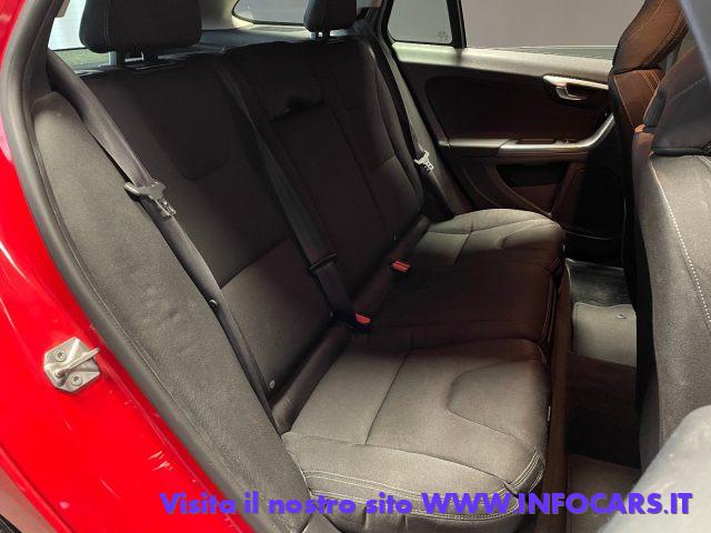 VOLVO V60 D2 1.6 116cv Kinetic