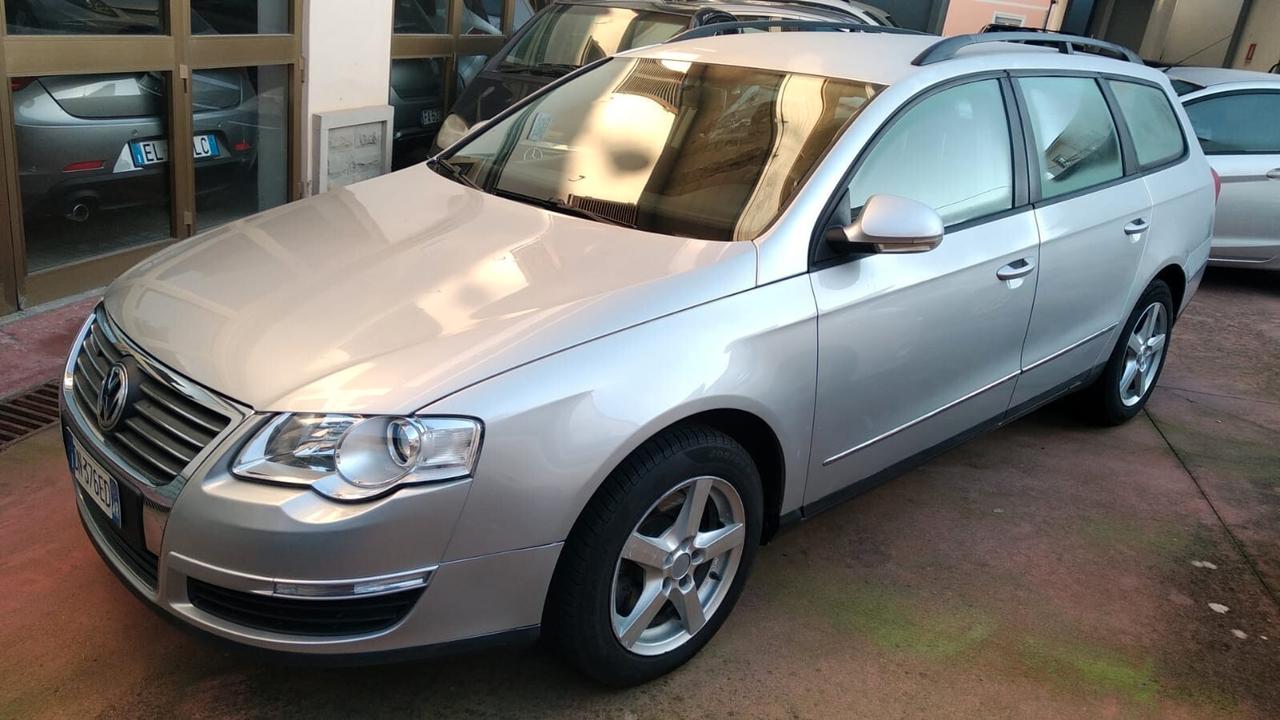 Volkswagen Passat 1.9 TDI/105CV DPF Var. BlueMotion