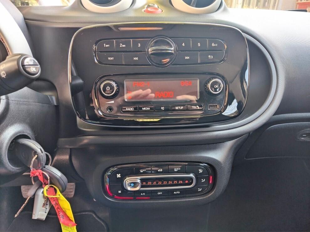 Smart ForFour 1.0 GPL VALIDO 2031 OK NEOPATENTATI EURO 6