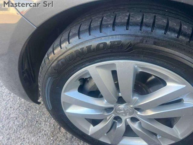 PEUGEOT 308 308 II 2018 SW SW 1.5 bluehdi s tg : GB443HF