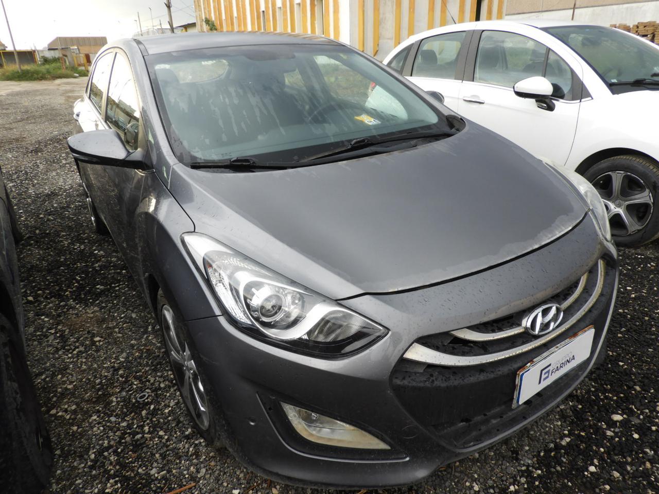 HYUNDAI i30 II - i30 5p 1.6 crdi Comfort 128cv