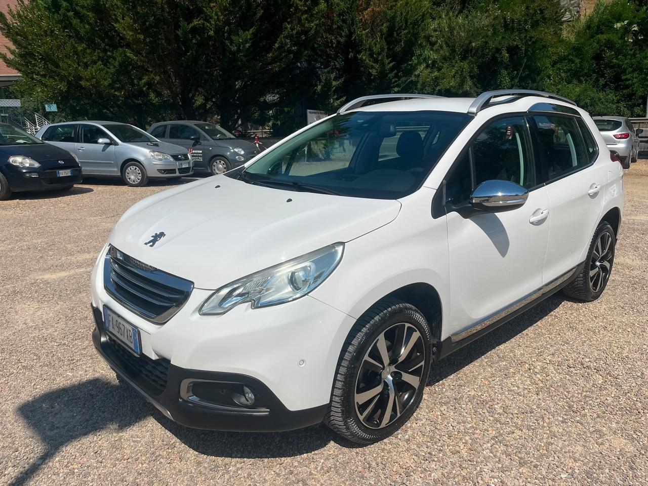 Peugeot 2008 BlueHDi 100 Black Matt
