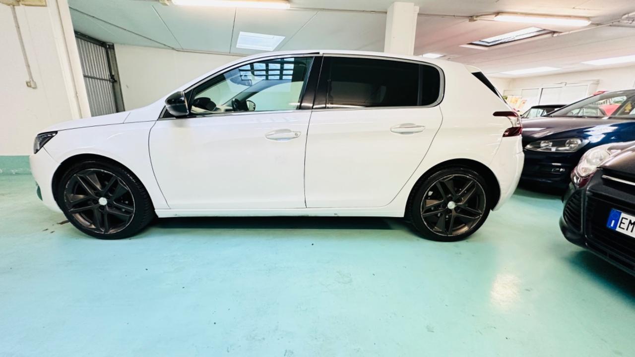 Peugeot 308 1.6 e-HDi 115 CV . GT Line.anche per neopatentati