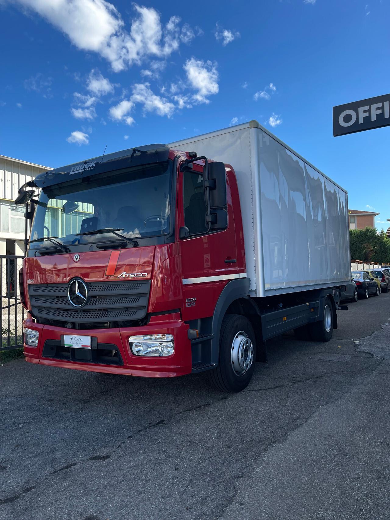 Mercedes Benz Atego 2020 - Sponda Idraulica