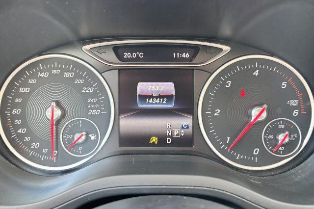 MERCEDES-BENZ B 180 d Automatic Business