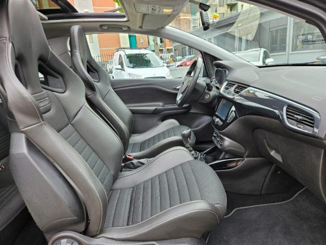 OPEL Corsa 1.6 Turbo Coupé OPC
