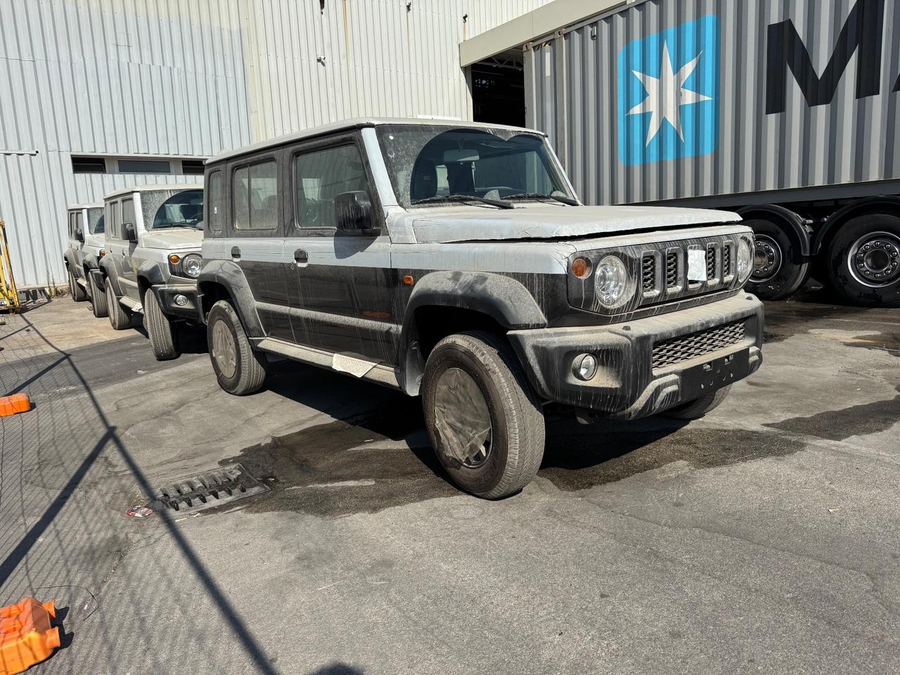 Suzuki Jimny 1.5 automatico 5 porte