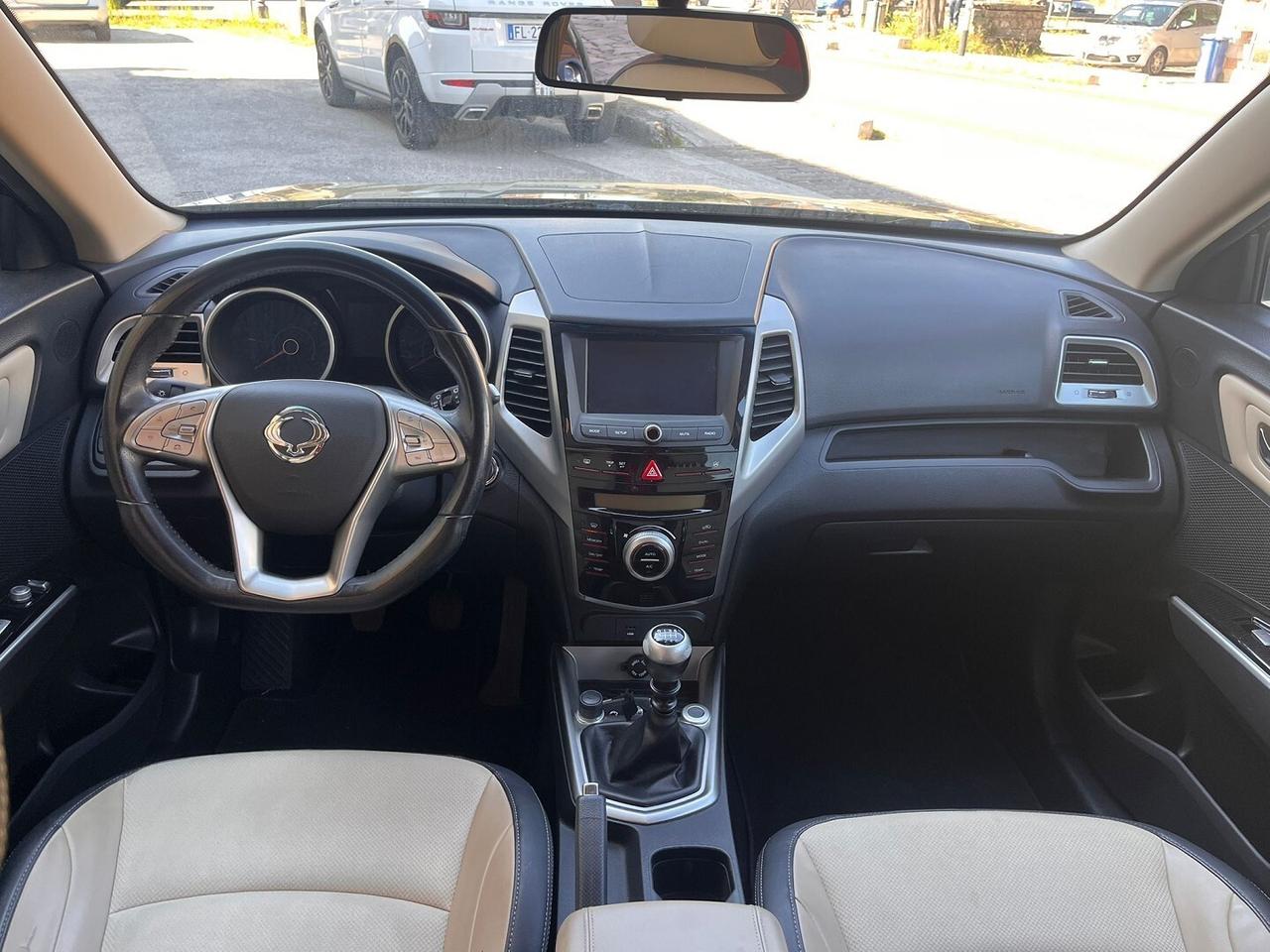 SSANGYONG TIVOLI 1.6D