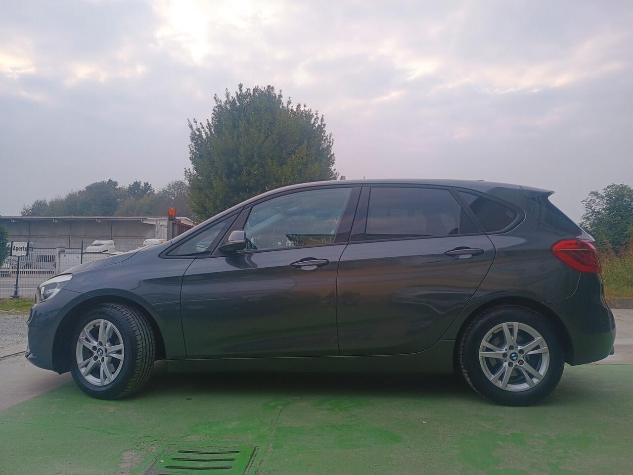 Bmw 216 218d Active Tourer Advantage