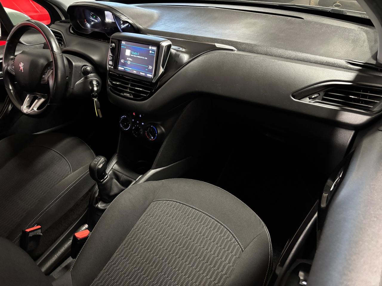 Peugeot 208 1.6 hdi Allure | OK NEOPATENTATI |