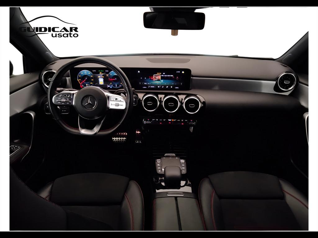 Mercedes-Benz Classe A - W177 2018 - A 180 d Premium auto