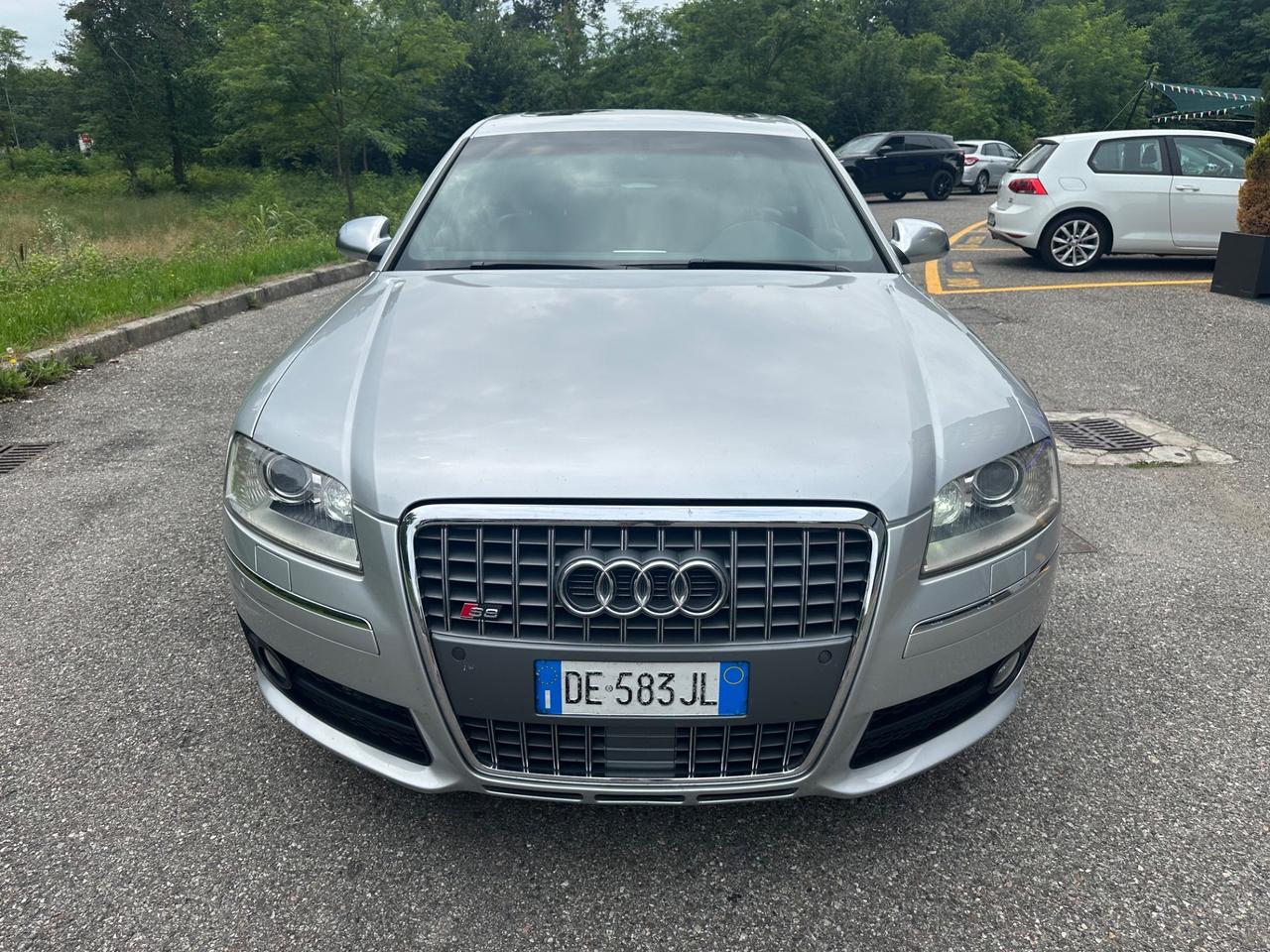 Audi A8 S8 5.2 V10 quattro tiptronic