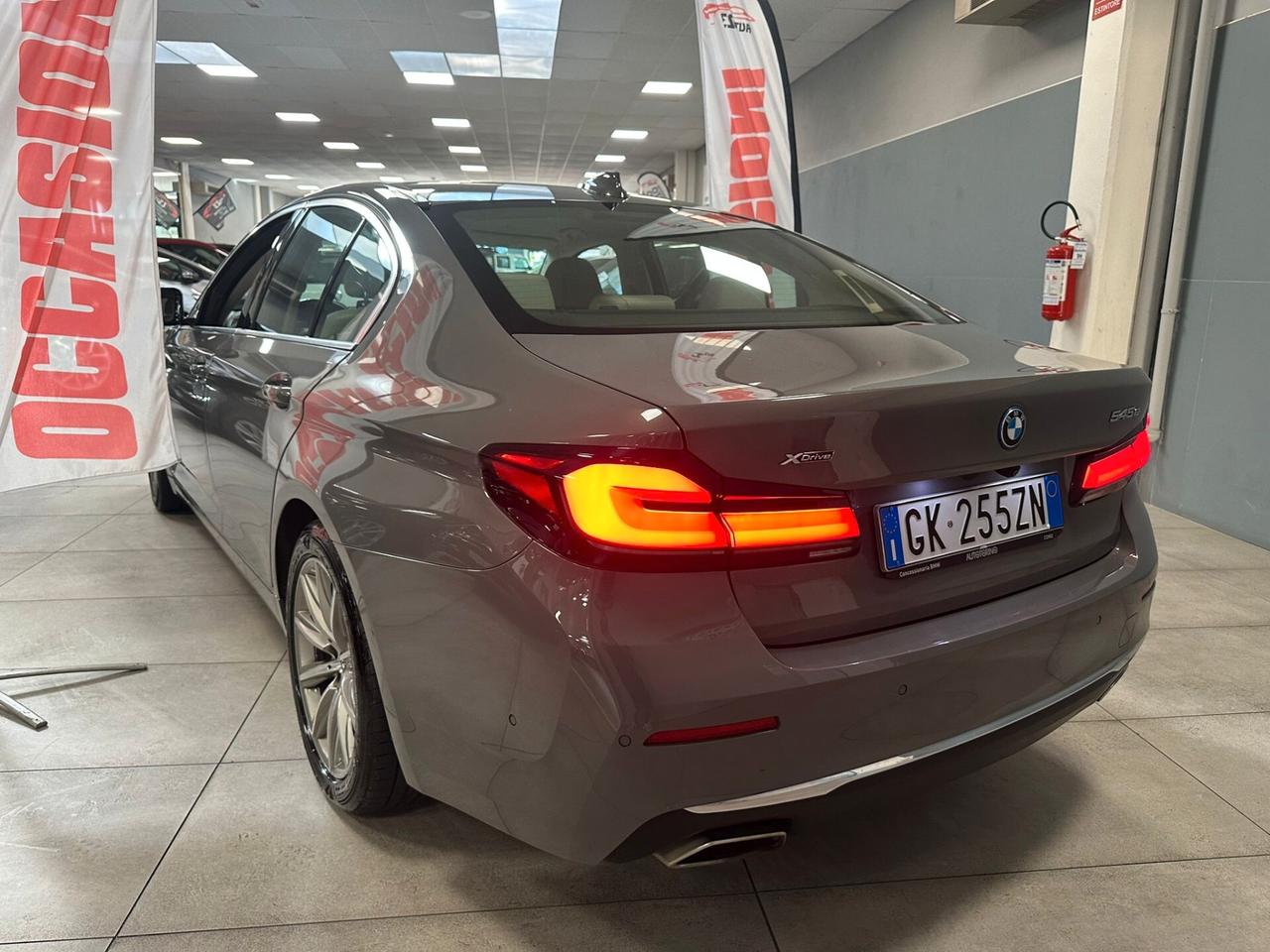 Bmw 3.0 hybrid 545e xDrive Luxury