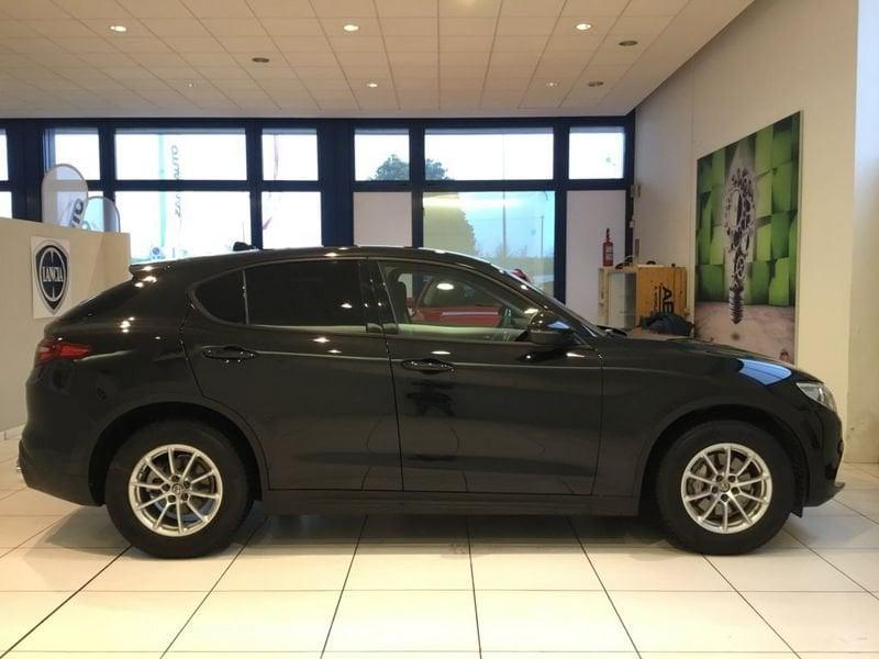 Alfa Romeo Stelvio 2.2 Turbodiesel 160 CV AT8 RWD Business MY20