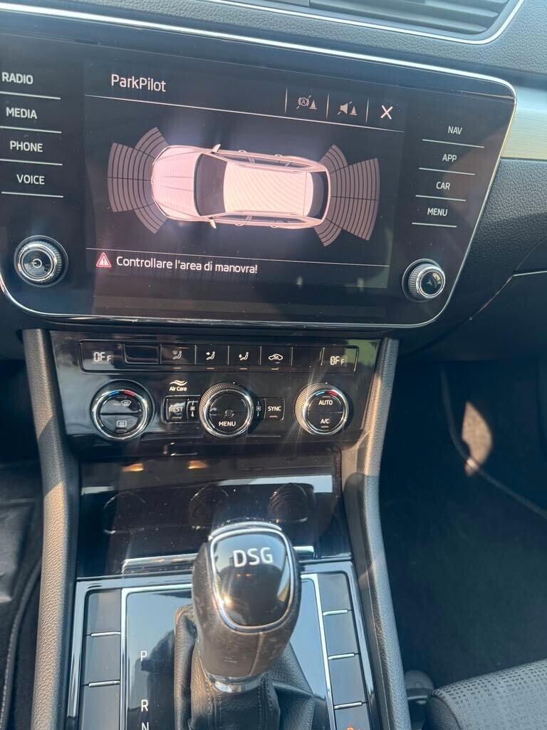 Skoda Superb 2.0 TDI 150 CV SCR DSG Wagon SportLine