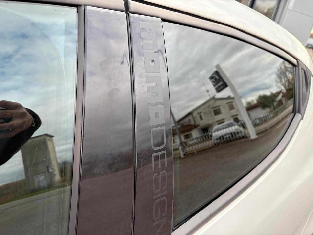 Lancia Ypsilon MOMODESIGN 1.3 MJT 16V 95 CV 5 p. UNICO PR.