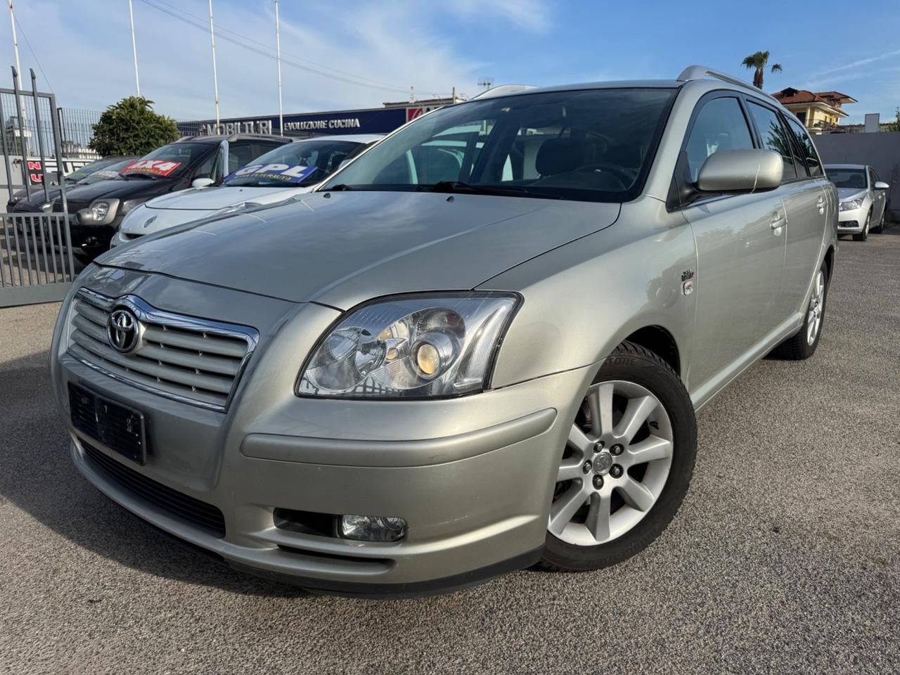 Toyota Avensis 2.0 D-4D 16V Station Wagon