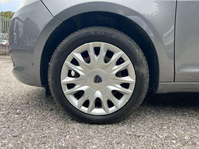 Lancia Ypsilon 1.2 69 CV 5 porte GPL Ecochic Gold