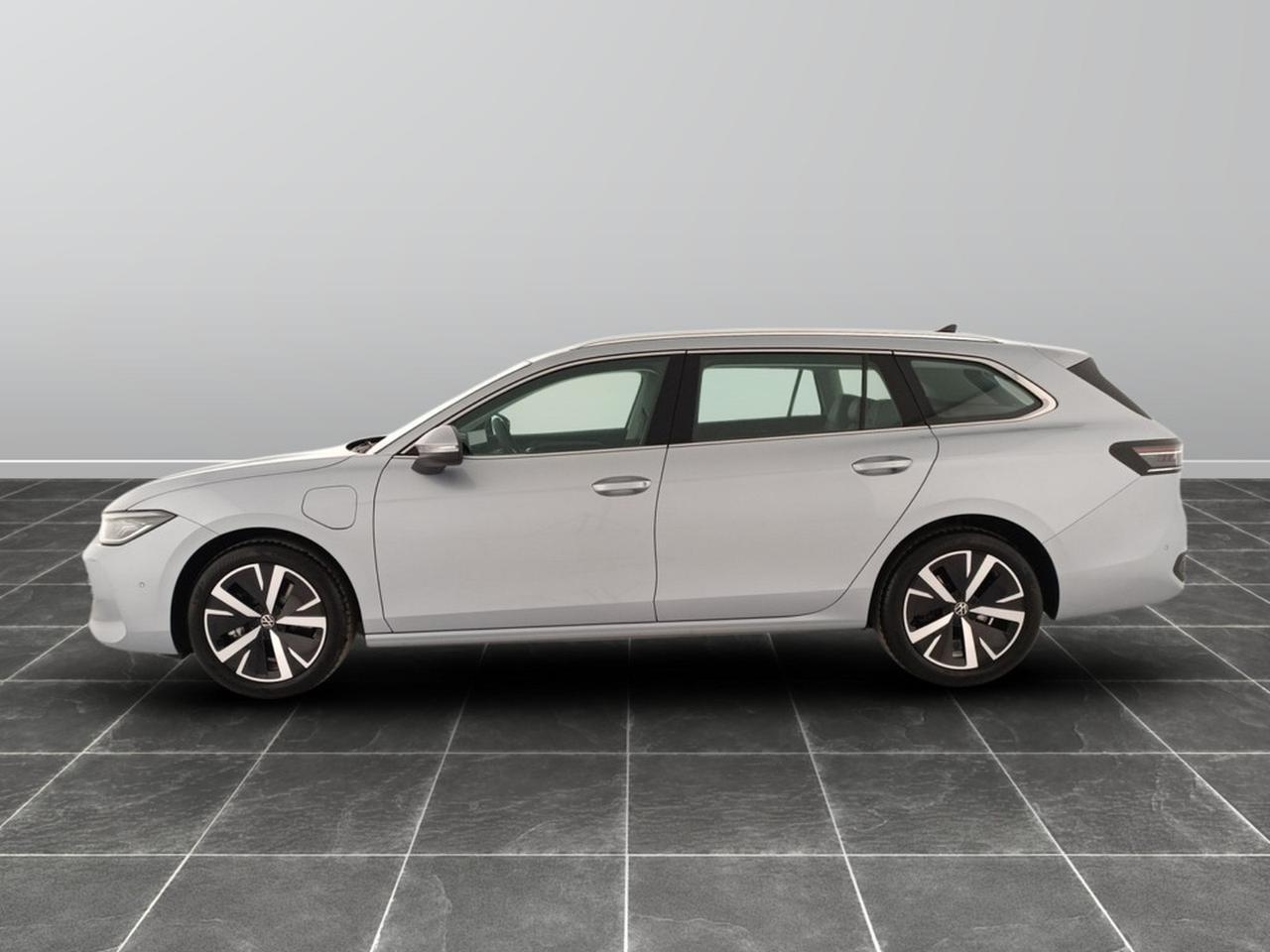 Volkswagen Passat 1.5 tsi ehybrid 204cv business dsg