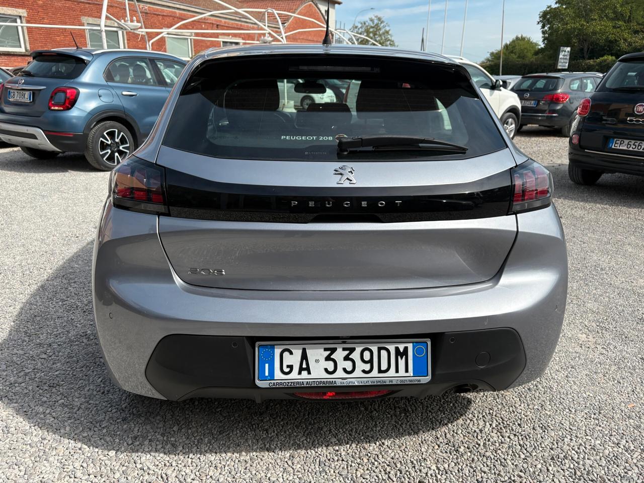Peugeot 208 1.2 Benz 5p -Unico proprietario