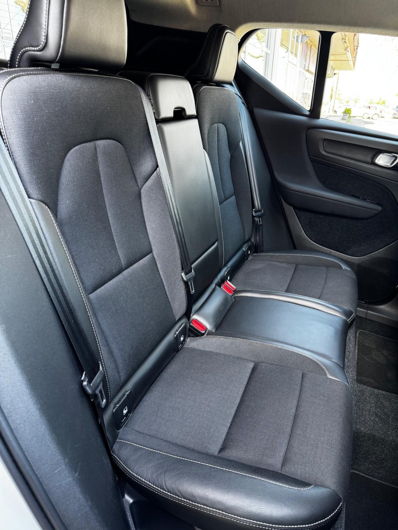 Volvo XC40 D3 AWD Business Plus