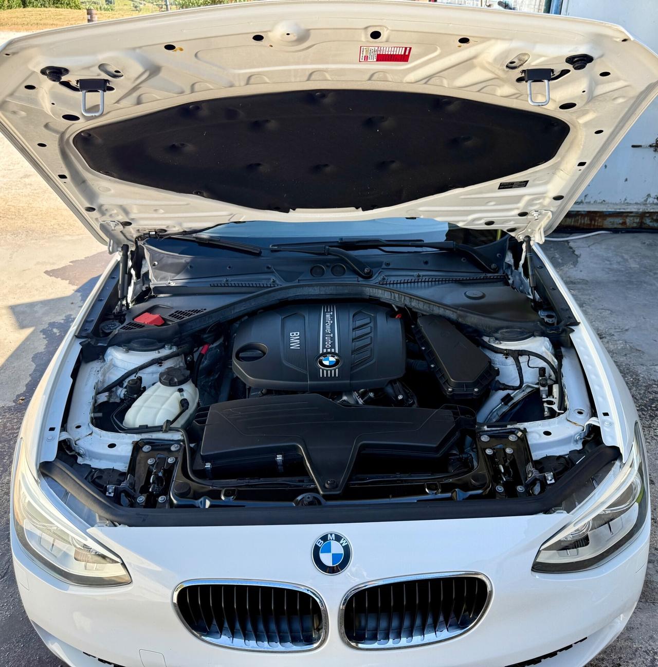 Bmw serie1 116d perfetta neopatentati tagliandata ufficiale