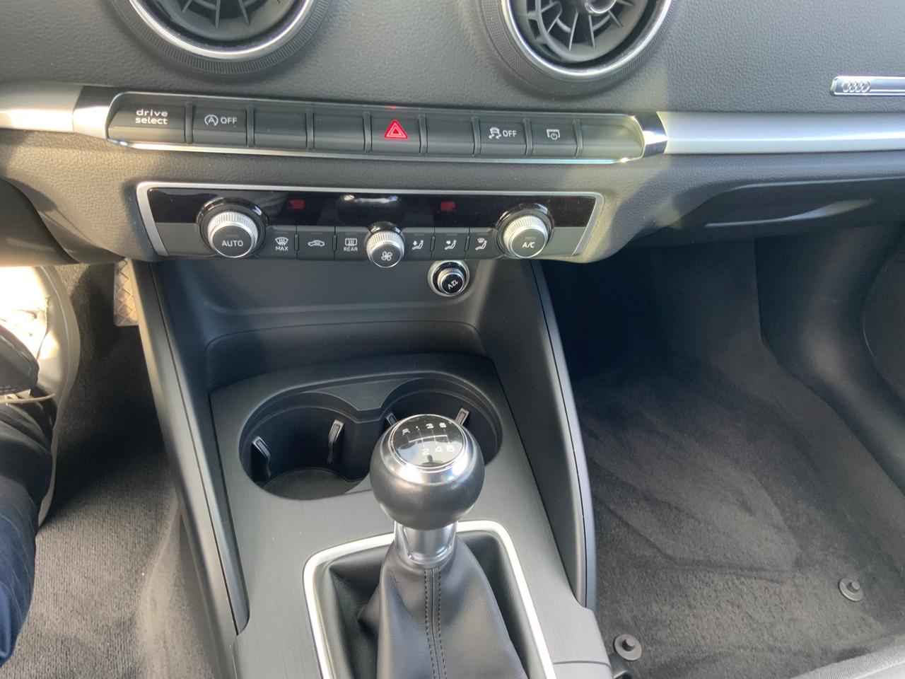 Audi A3 SPB 1.6 TDI 116 CV Design