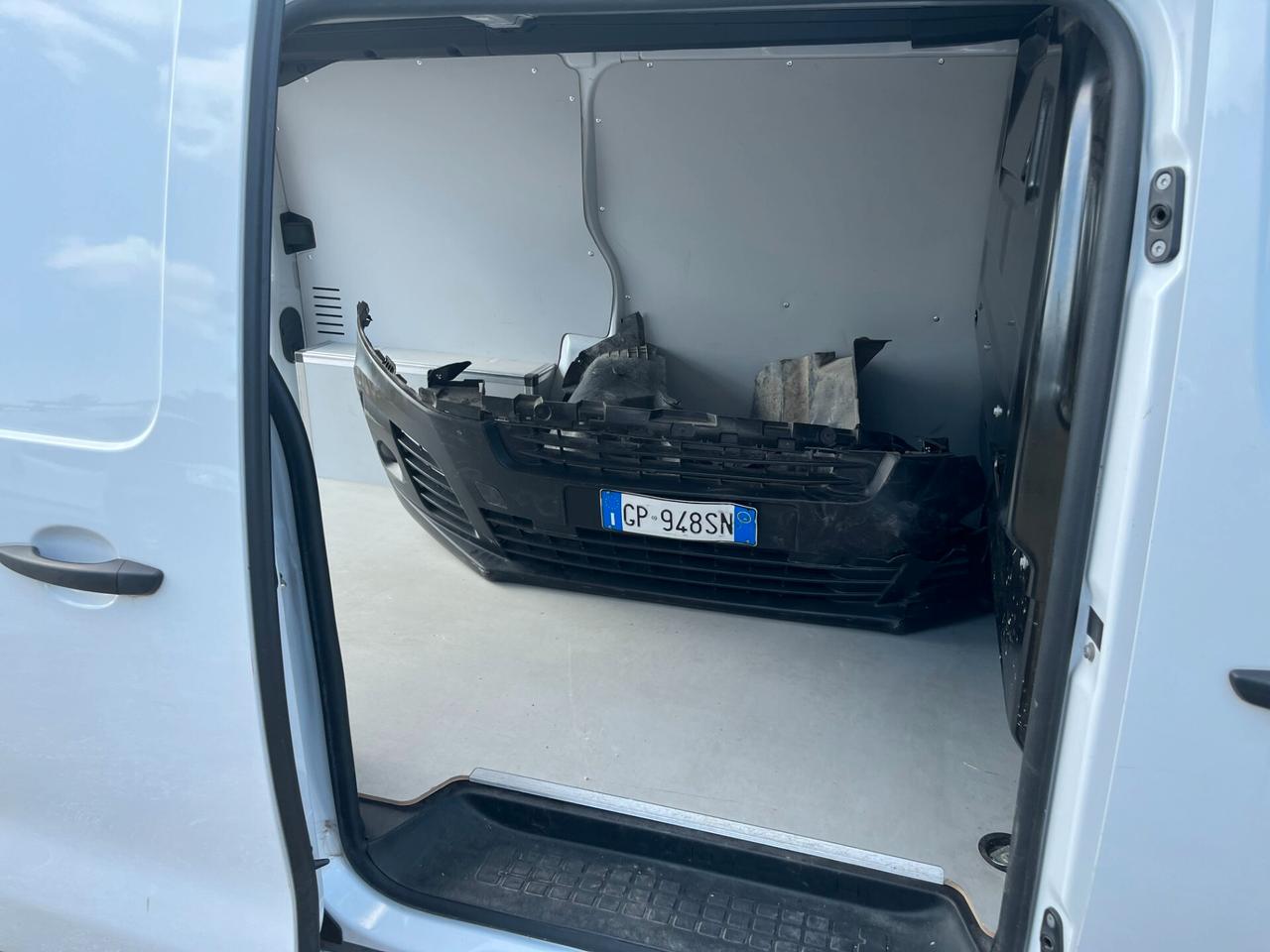 Fiat Scudo 1.5 BlueHDi 120 CV PL-TN Furgone Business INCIDENTATO