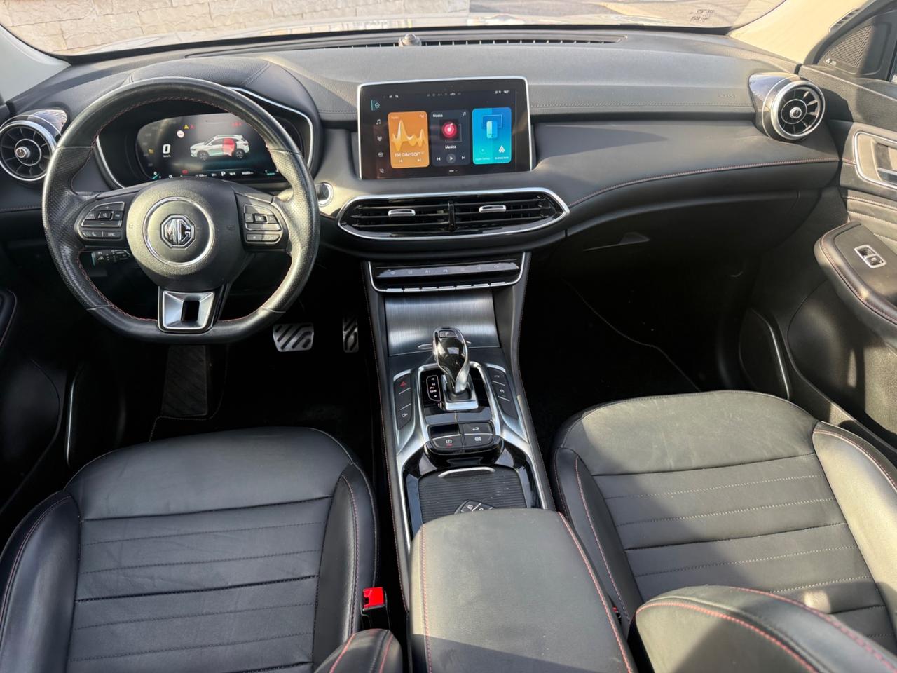 MG HS 1.5 t Luxury Automatica Tetto km: 30.261
